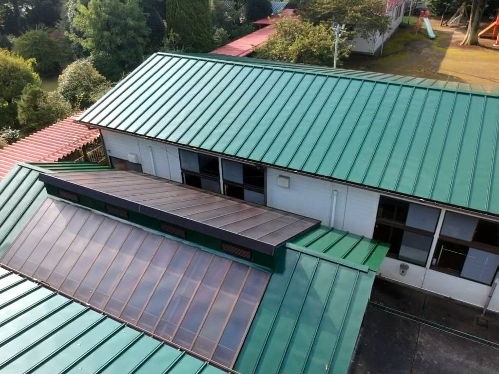千葉県野田市某幼稚園の屋根塗装・鉄部塗装が完了しました/カワラボー屋根塗装も美装柳屋にお任せください