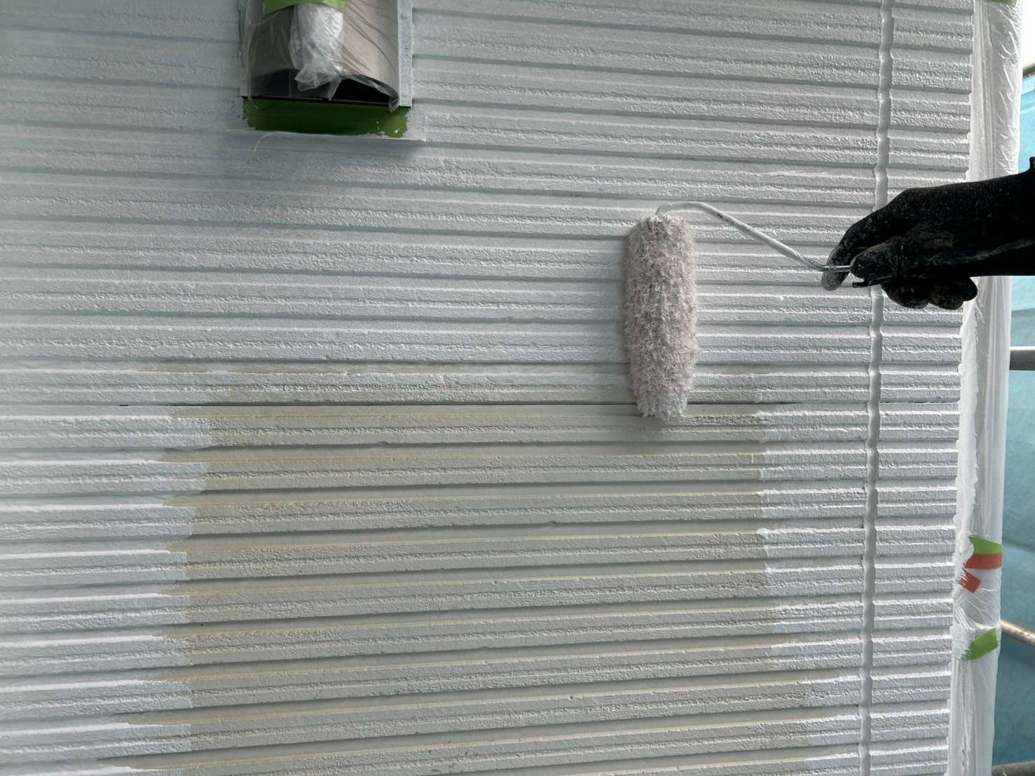 野田市・柏市・流山市の外壁塗装は美装柳屋へ /【作業のご紹介】千葉県柏市T様邸・外壁塗装「下塗り」作業